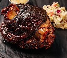 Копченая свиная рулька