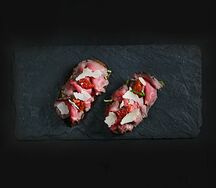 Брускетты с ростбифом