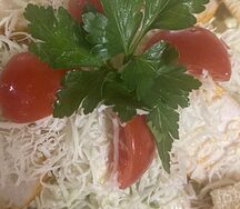 Цезарь с курой
