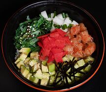 Поке с лососем