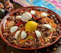 Плов по-ташкентски и салат Шакарап