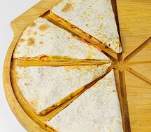 Кесадилья с курицей