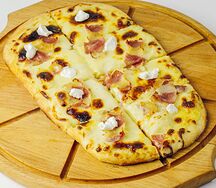 С беконом и сыром