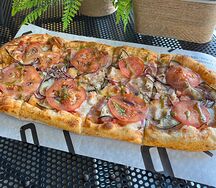 Пицца Токка с баклажаном