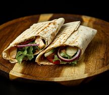 Шаурма Большая с курицей и сыром