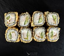 Ролл с курицей в панировке