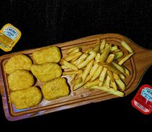 Наггетсы с картофелем фри 