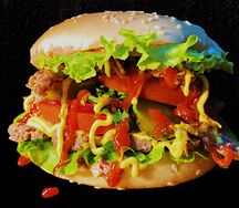 Бургер с кебабом из говядины