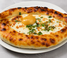 Хачапури по-аджарски