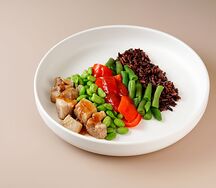 Боул с цыпленком терияки и овощами