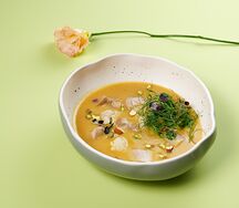 Крем-суп из овощей с копченым цыпленком