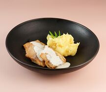 Филе белой рыбы, запеченное в соусе мисо