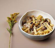 Паста с цыпленком и грибами