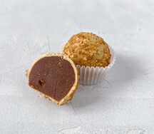 Конфета арахисово-шоколадный трюфель