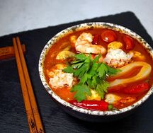 Том-ям с морепродуктами