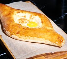 Хачапури по-аджарски