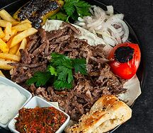 Донер на тарелке