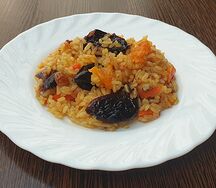 Плов с сухофруктами