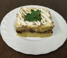 Запеканка картофельная с грибами и орехами