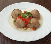 Кюфта в соусе
