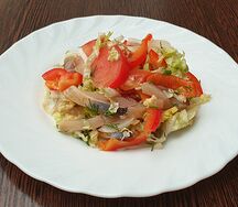 Салат из сельди с овощами