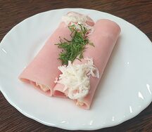 Рулетики из ветчины
