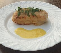 Рулетик из индейки с апельсиновым соусом