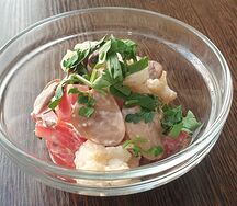 Салат из цветной капусты с шампиньонами
