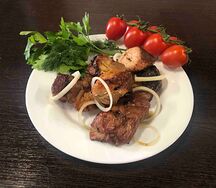 Шашлык из cвинoй шеи