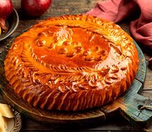 Пирог с курицей, картофелем и сыром