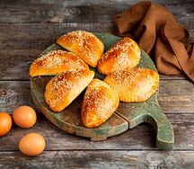 Пирожки с рисом и яйцом
