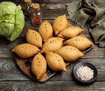 Ржаные пирожки с капустой