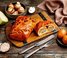 Кулебяка с капустой и грибами
