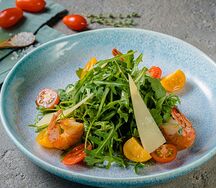 Салат Руккола с креветками
