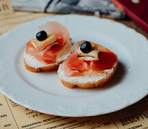 С пармой и камамбером