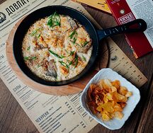 Жараные карасики кобяйские в сметанном соусе