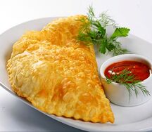 Чебурек с курицей