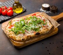 Пицца с креветками