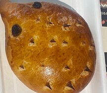 Ёжик с творогом и клубникой