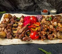 Ассорти шашлыков на большую компанию