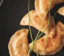 Жареные вареники с картофелем и грибами