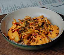 Картофельные лодочки с сырным муссом