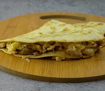 Кесадилья с курицей