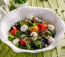 Салат с хрустящими баклажанами