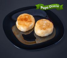 Творожные сырники со сметаной