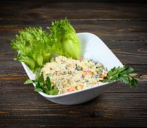 Салат Оливье с курицей
