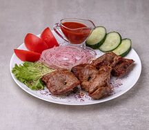 Шашлык из свинoй шейки