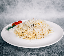 Паста с курицей и грибами