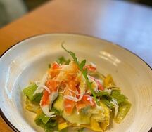 Салат с камчатским крабом