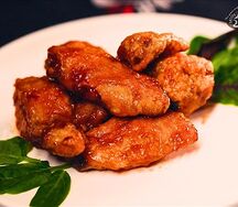 Запеченные крылышки Литера в авторской глазури Баффало